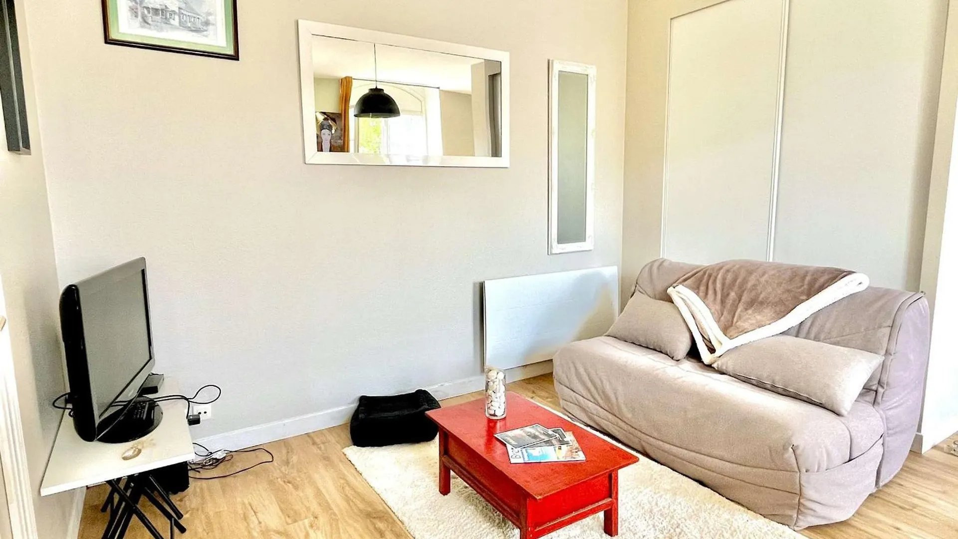 Daire Appartement De 49M2 Avec Parking Prive, A 200M Des Plages - Fr-1-479-229 Étel